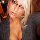 Get Ready to Play with Morlee in Live Sex Chat!